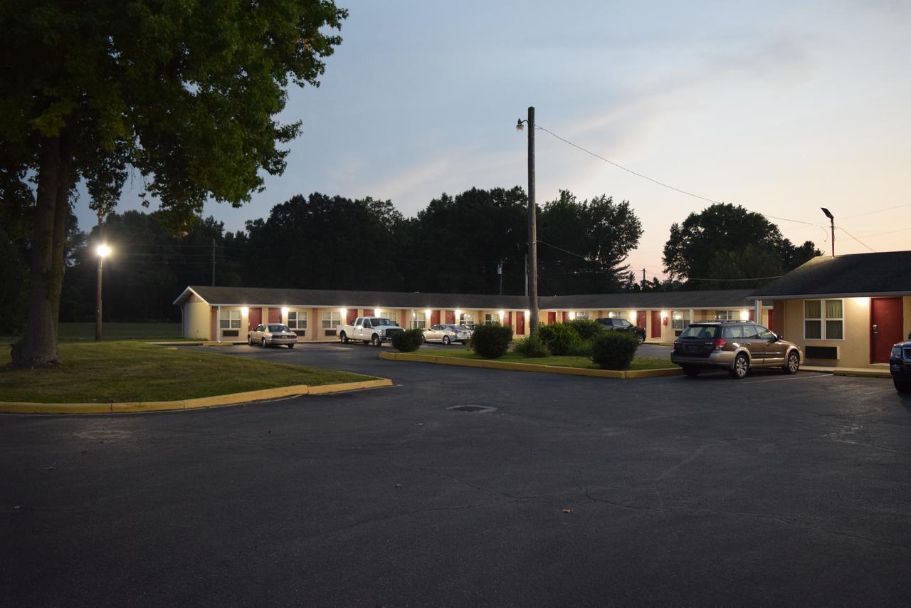 White Oaks Motel Pennsville/Carneys Point Экстерьер фото